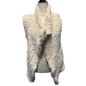 Love Token Women's Cream Faux Fur Vest Size S Soft and Plush